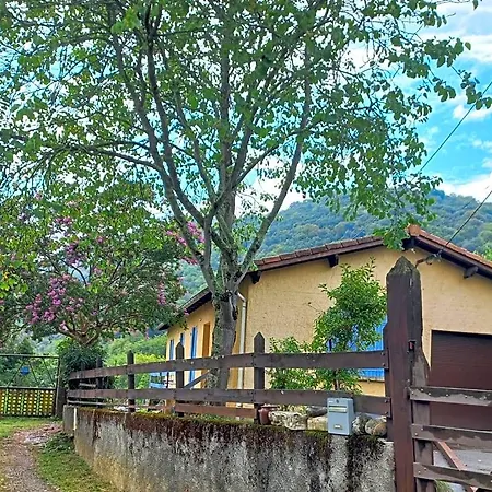 Bed & Breakfast Spatieuse Avec Grand Lit. *